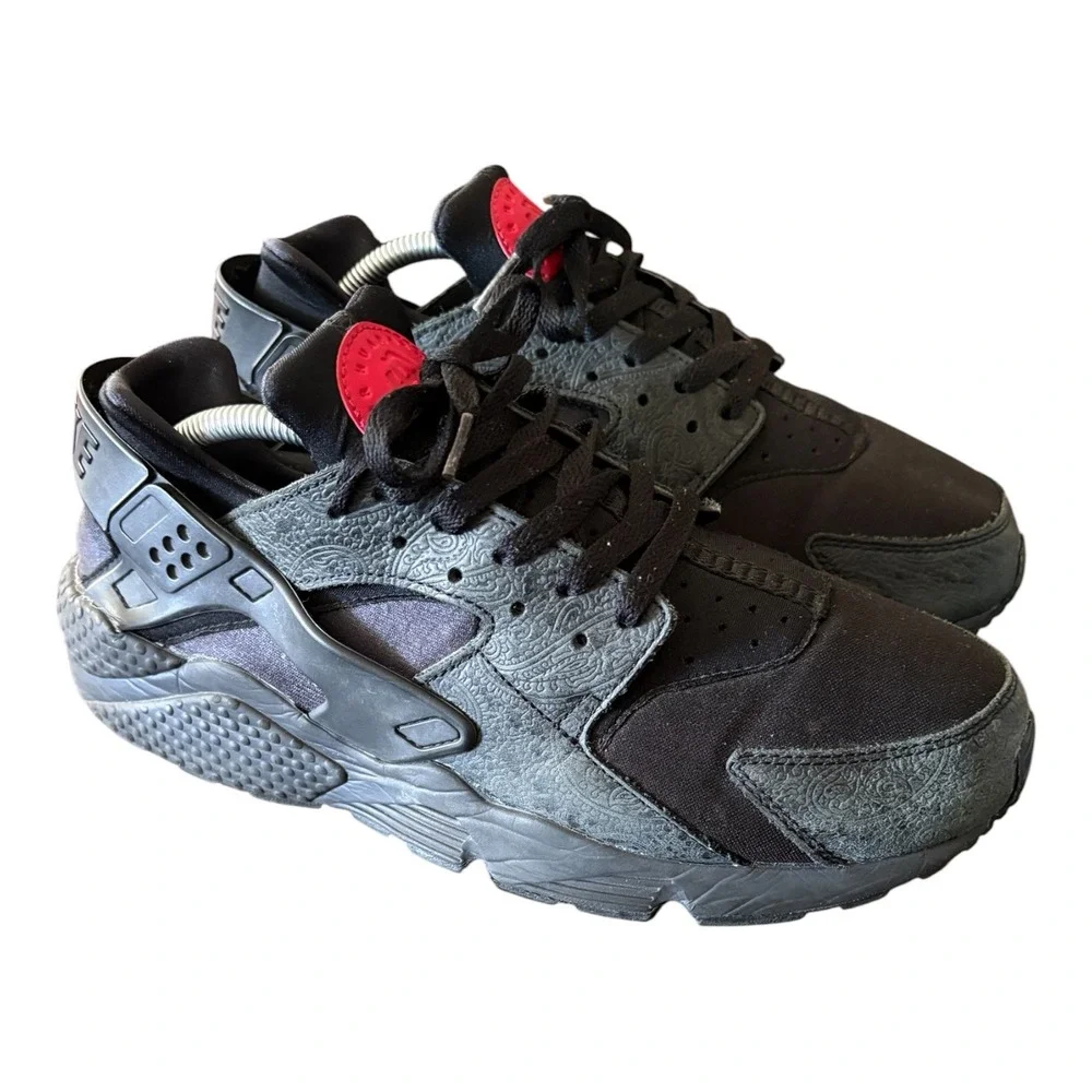 Nike Air Huarache Run Paisley Black Floral Men 11 AO3153-001 SneakerRunning Shoe